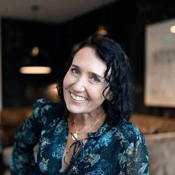 Heidi Siefkas